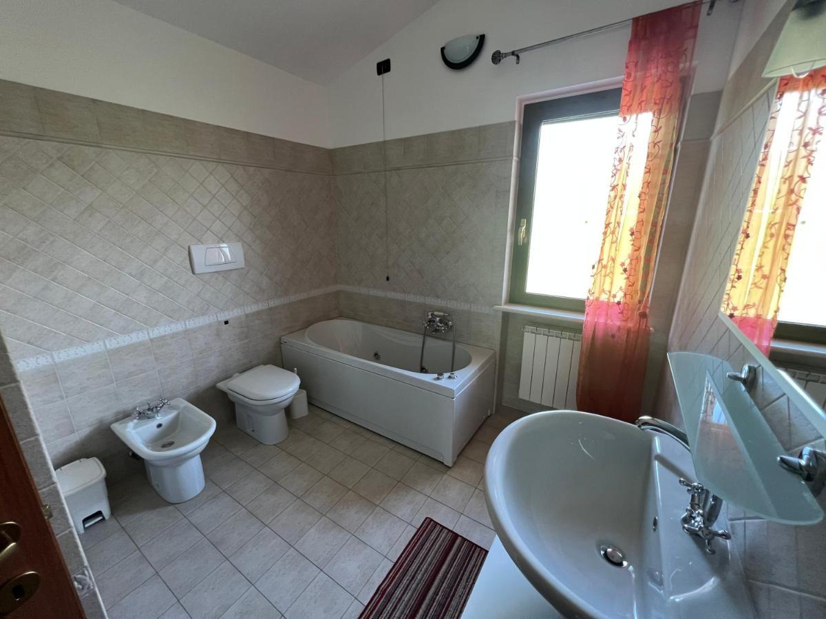 Casa Meraviglia Apartman Montesilvano Marina Kültér fotó